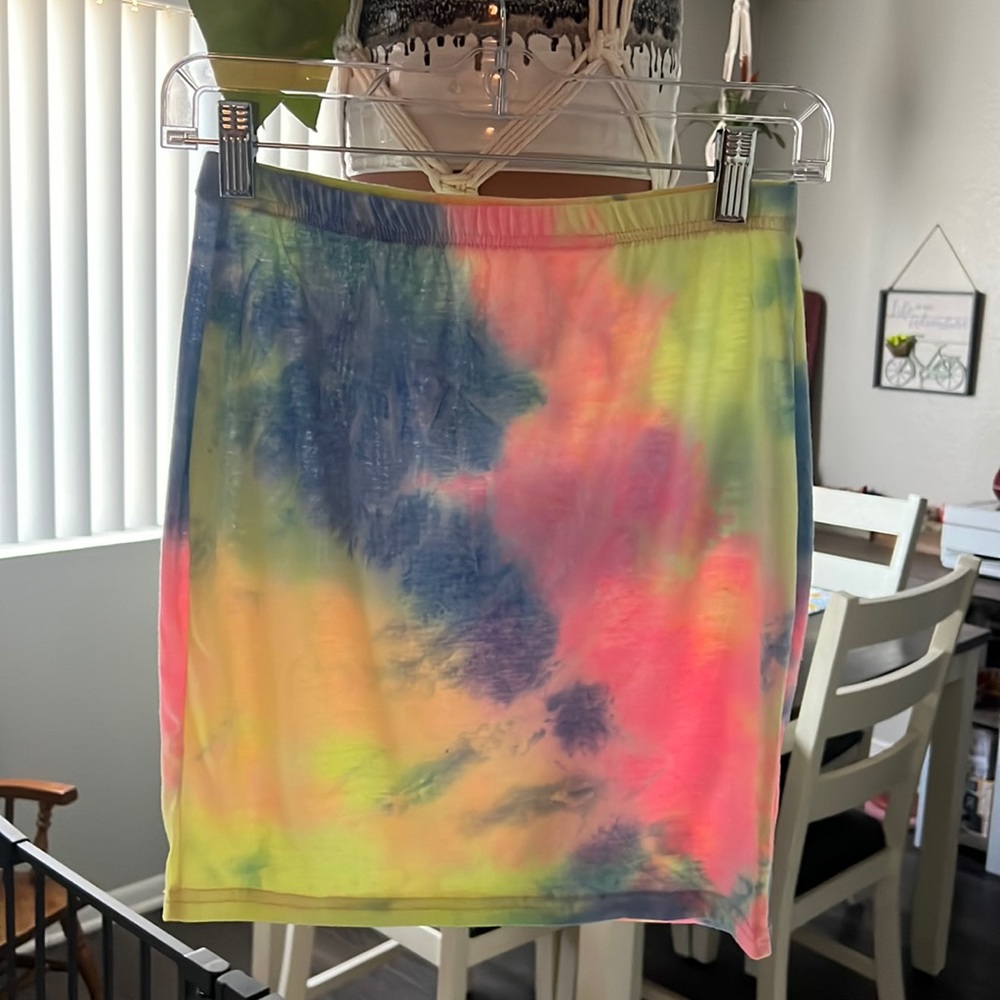 Tiedye skirt Never before worn Size small stretchy definitely could fit a medium